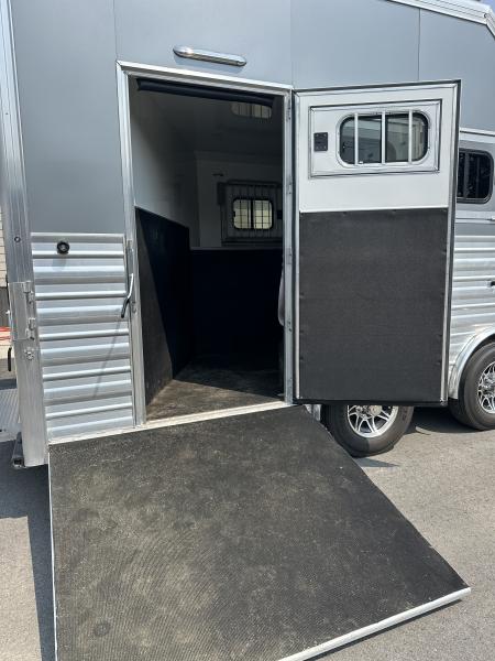 Used 2023 Cimarron Norstar 4 Horse Sideload 15'6" Outlaw Living Quarter