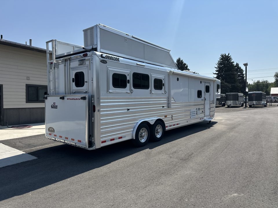 Used 2021 Cimarron 3 Horse with 14'3" Living Quarter