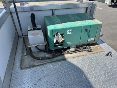 Used 2021 Cimarron 3 Horse with 14'3" Living Quarter