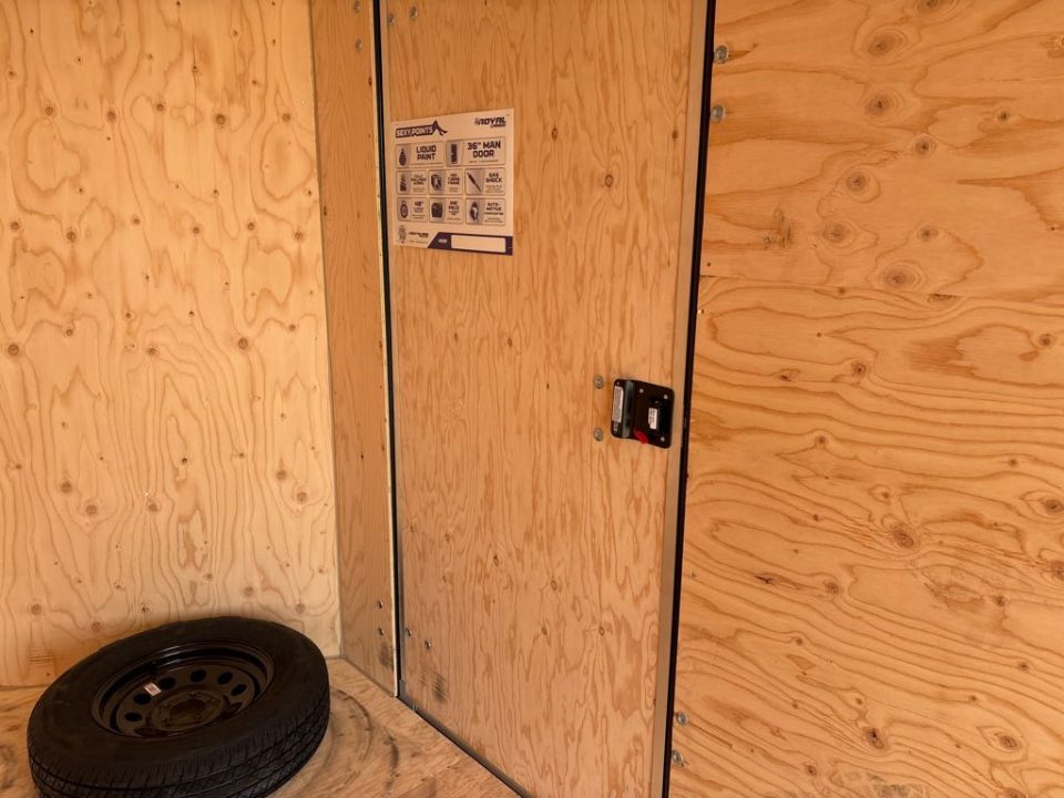 New 2026 SOUTHLAND TRAILER CORP. LCHT35-716V-86B Cargo / Enclosed Trailer