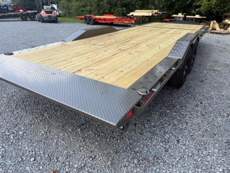 New 2026 Diamond C HXD210 DRIVE OVER FENDER TILT TRAILER ** ABS BRAKES**HYDRO JACK SOLAR CHARGER