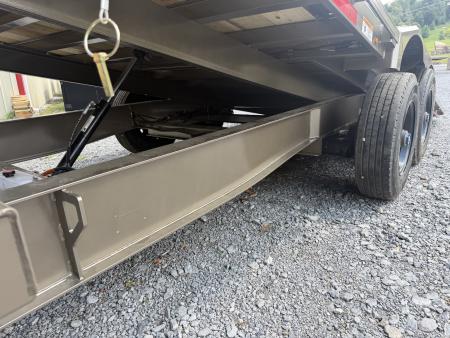 New 2026 Diamond C HXD210 DRIVE OVER FENDER TILT TRAILER ** ABS BRAKES**HYDRO JACK SOLAR CHARGER
