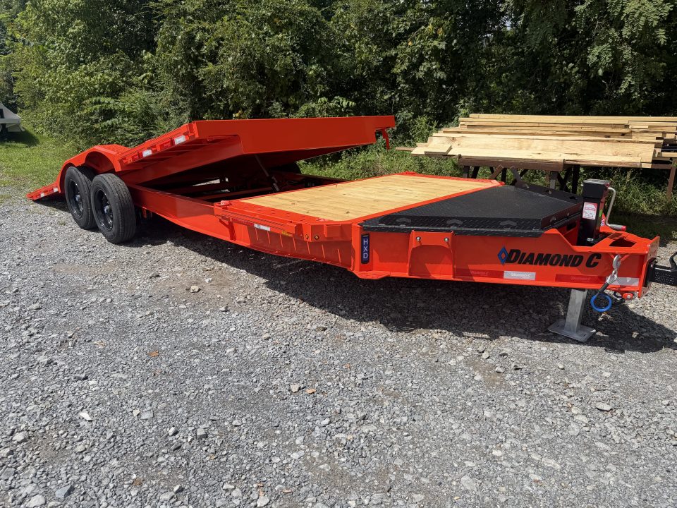 New 2026 Diamond C HXD208 DRIVE OVER FENDER TILT TRAILER ** ABS BRAKES ** 2 SPEED 15K JACK