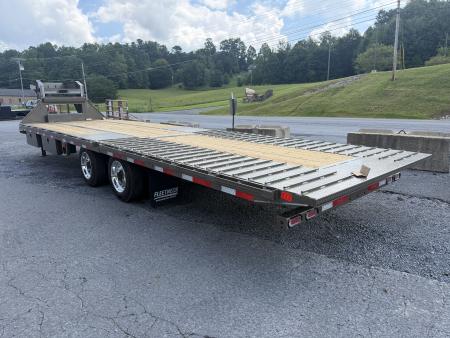 New 2026 Diamond C FMAX212 GOOSENECK FLATBED TRAILER PACESETTER EDITION WITH HYDRO JACK & DOVE , DISC BRAKES, 17.5 aluminum outer rims