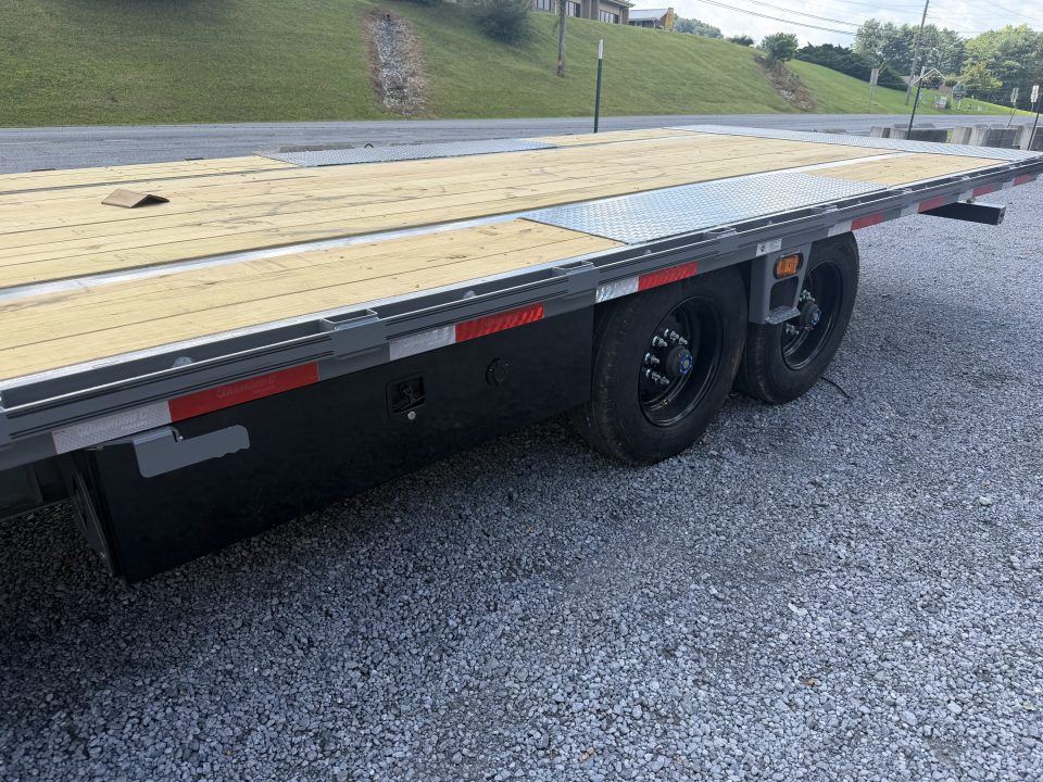 New 2026 Diamond C DET210 DECK OVER POWER TILT TRAILER ** ABS BRAKES** WITH HYDRO JACK & SOLAR CHARGER, WIRELESS REMOTE