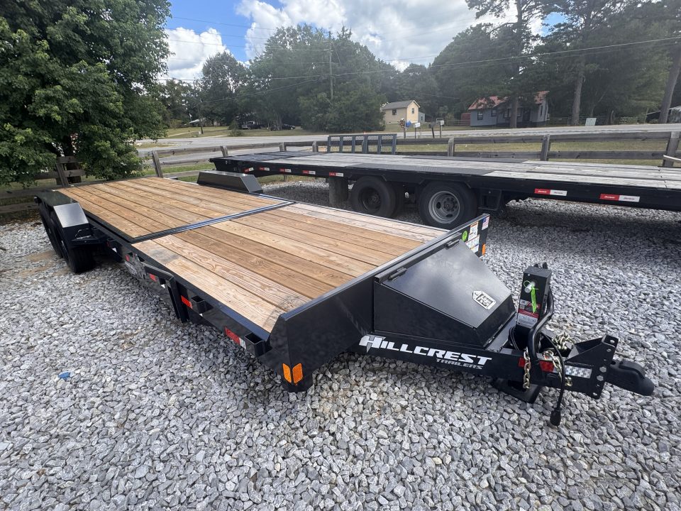 2027 Hillcrest Trailers photo 2