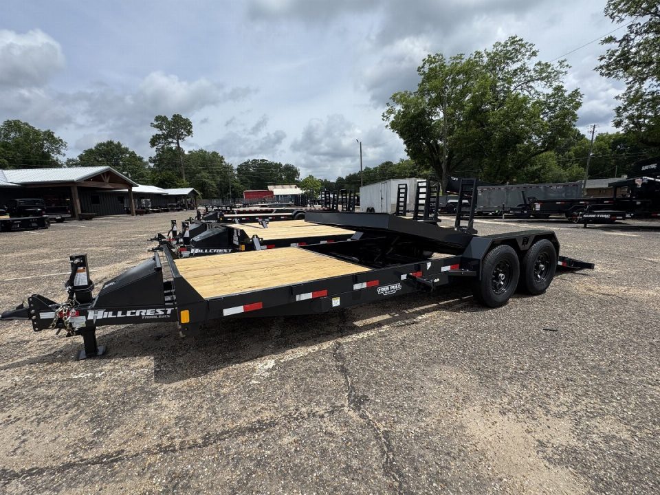2027 Hillcrest Trailers photo 5