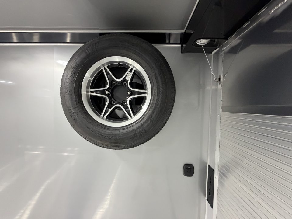 New 2027 8.5X24 inTech RACE TRAILER