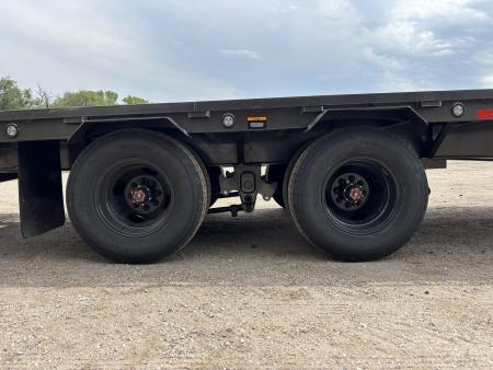 New 2027 MAXX-D LDX Flatbed Trailer