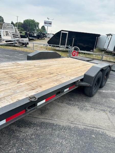 Used 2022 Diamond C Trailers LPX207 22X82