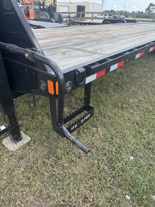 Consignment 2024 Load Trail GP0230 Flatbed Trailer