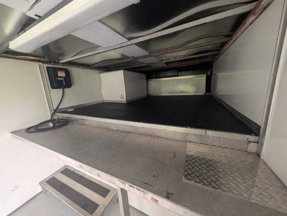 Used 1995 8.5X36 Pace American RACR TRAILER