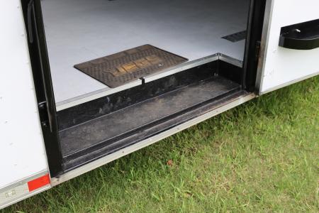Used 1995 8.5X36 Pace American RACR TRAILER