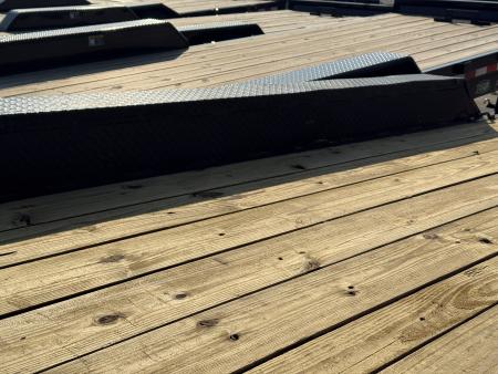 Used 2021 Load Trail 24’ HEAVY DUTY Flatbed 3-7000lb axles =21K Dovetail Trailer Fold Up Ramps