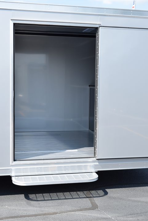 New INTECH 8.5x28 LITE SERIES ALL ALUMINUM RACE HAULER