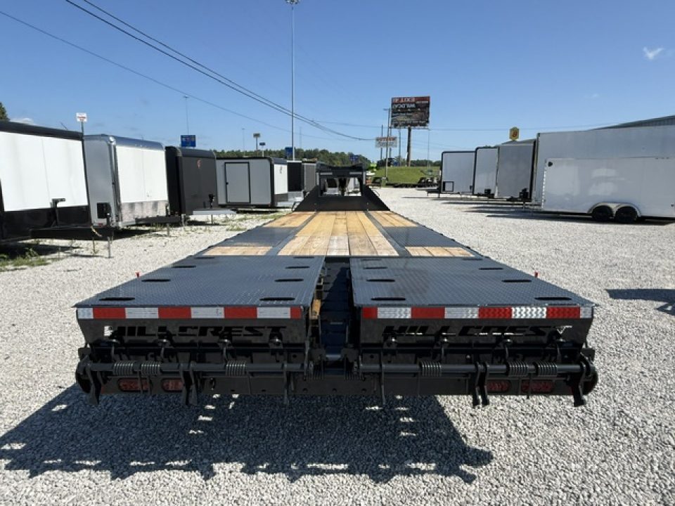 New 2026 Hillcrest Gooseneck 25+5 25.9K W/ Max Ramps