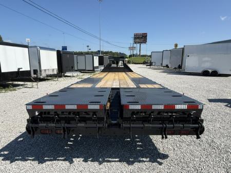 New 2026 Hillcrest Gooseneck 25+5 25.9K W/ Max Ramps