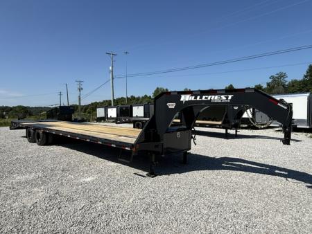 New HillCrest Gooseneck 30+5 22.9 W/ Max Ramps