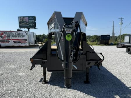 New HillCrest Gooseneck 30+5 22.9 W/ Max Ramps
