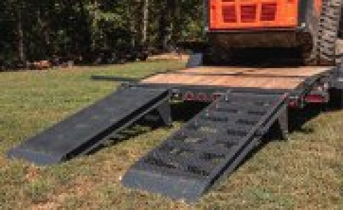 New 2027 Iron Bull EWB Equipment Trailer