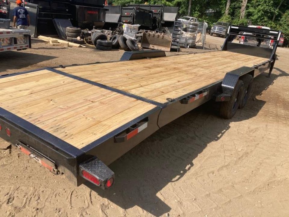 New 2027 Iron Bull ETG Car Hauler