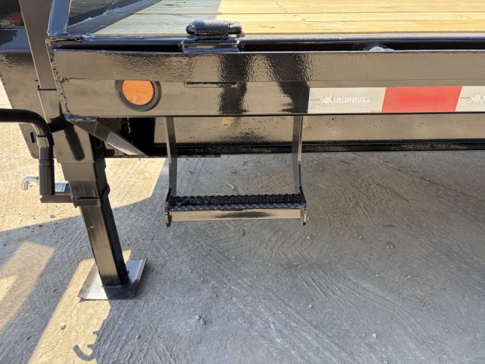 New 2027 Iron Bull FTG Deckover Trailer