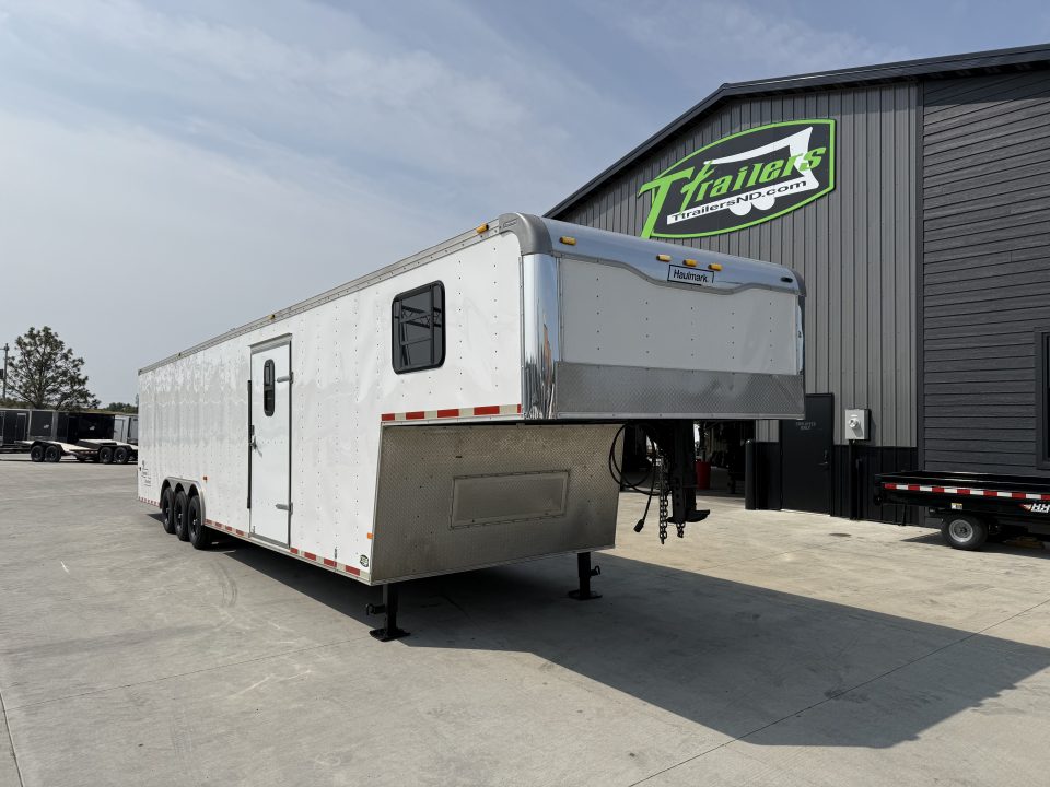 Used 2006 Haulmark 8.5x34 enclosed 3-5200lb axles=15K 7 ft tall Cargo car hauler gooseneck Rear Ramp Trailer