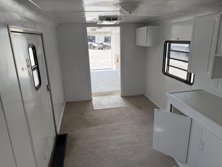 Used 2006 Haulmark 8.5x34 enclosed 3-5200lb axles=15K 7 ft tall Cargo car hauler gooseneck Rear Ramp Trailer