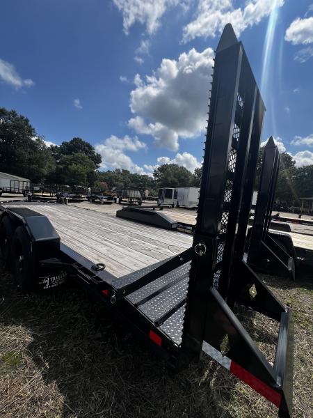 New 2026 Diamond C Trailers 82x20LPX207 Equipment Trailer