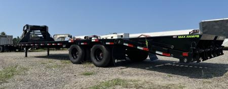 New 2027 Load Trail 102" x 32' Tandem Low-Pro Gooseneck Equipment Trailer