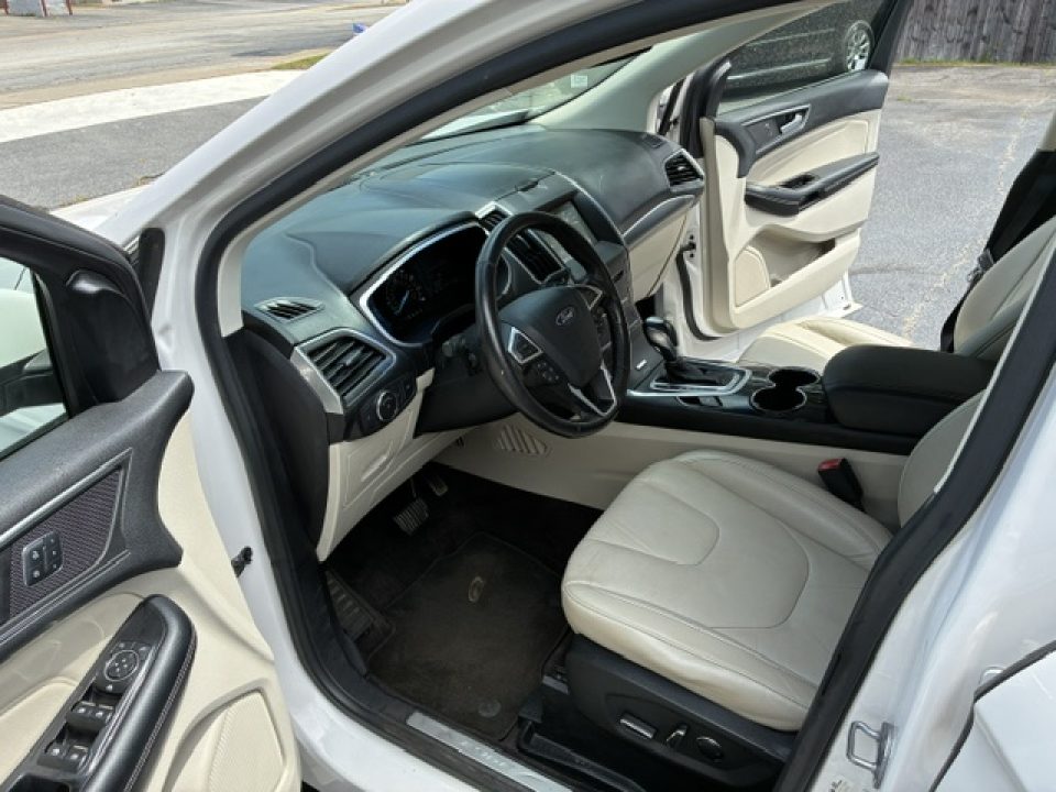 Used 2016 Ford Edge Titanium SUV