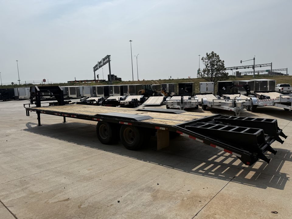 Used 2011 Elite 32ft Gooseneck with 20K GVWR and 2-10,000lb axles