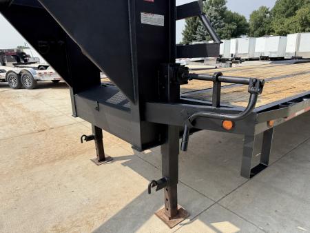 Used 2011 Elite 32ft Gooseneck with 20K GVWR and 2-10,000lb axles