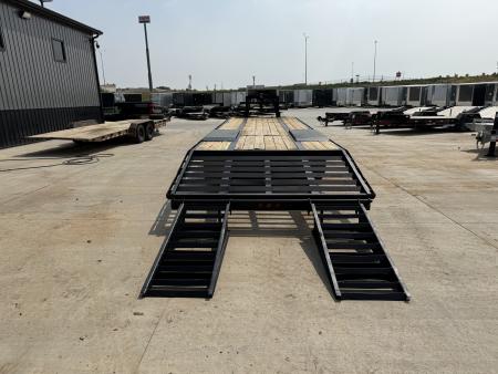 Used 2011 Elite 32ft Gooseneck with 20K GVWR and 2-10,000lb axles