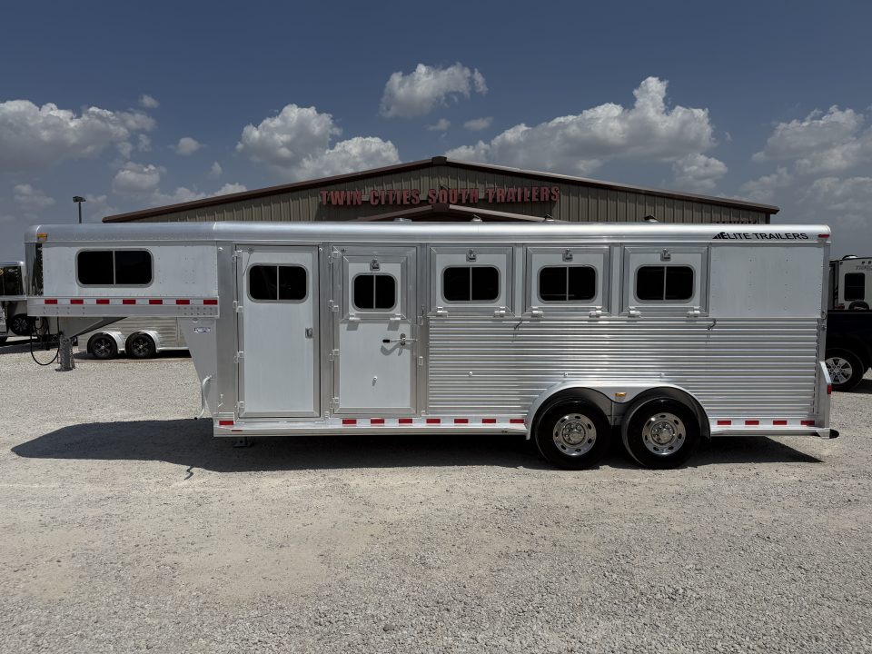Used 2007 Elite 4 Horse Gooseneck Horse Trailer