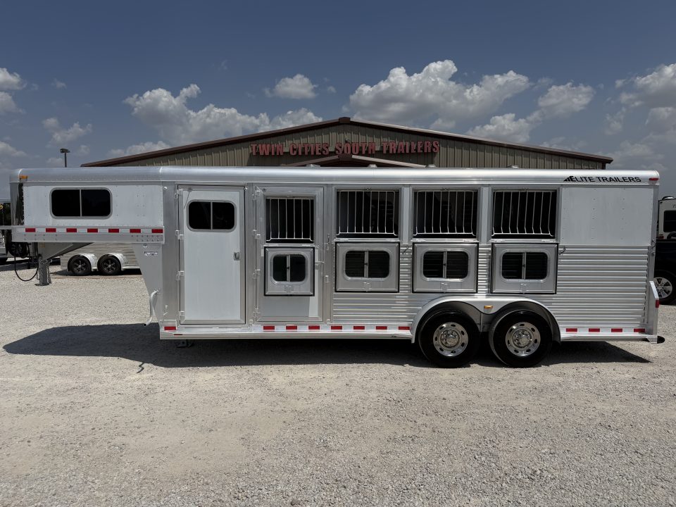 Used 2007 Elite 4 Horse Gooseneck Horse Trailer