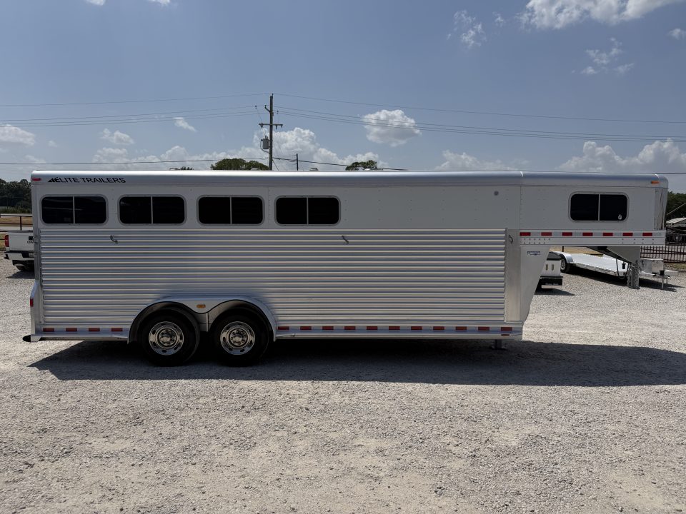Used 2007 Elite 4 Horse Gooseneck Horse Trailer