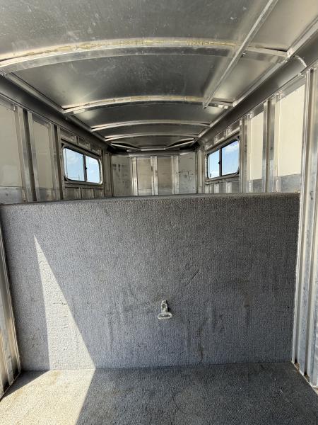 Used 2007 Elite 4 Horse Gooseneck Horse Trailer