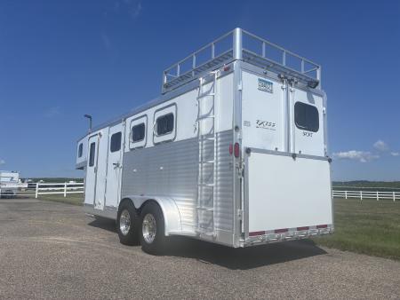Used 2007 Exiss Trailers 3H 4'LQ Sport Horse Trailer