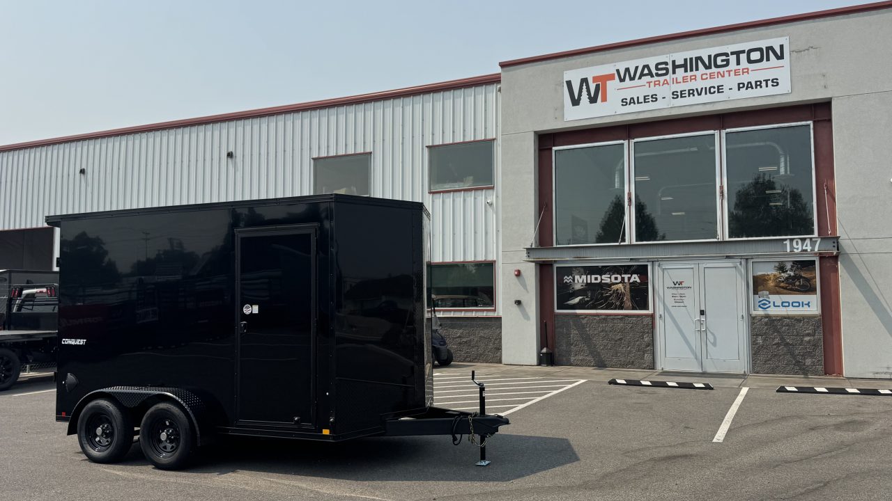 New 2026 Formula Trailers 7 x 12 Conquest SE Flat Top Sloped V-Nose 7K Cargo / Enclosed Trailer