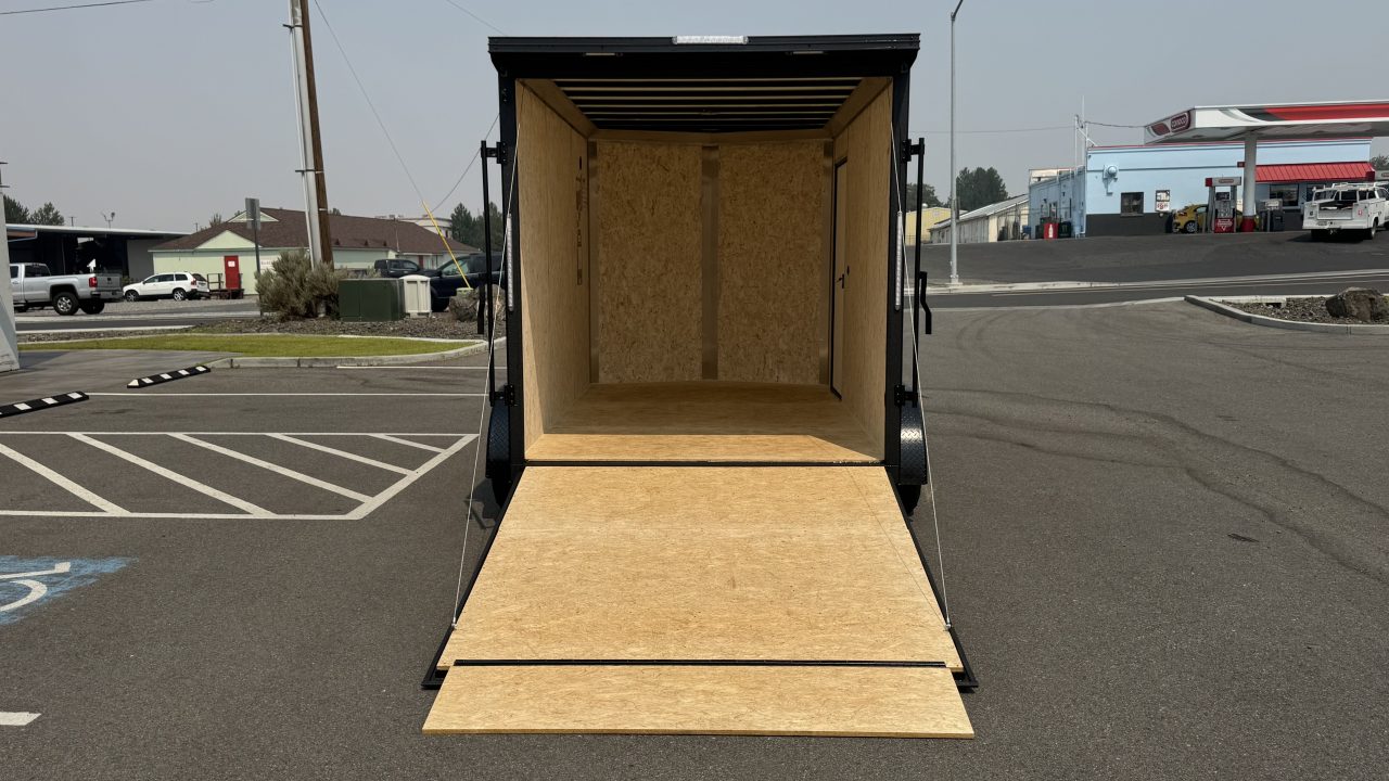 New 2026 Formula Trailers 7 x 12 Conquest SE Flat Top Sloped V-Nose 7K Cargo / Enclosed Trailer
