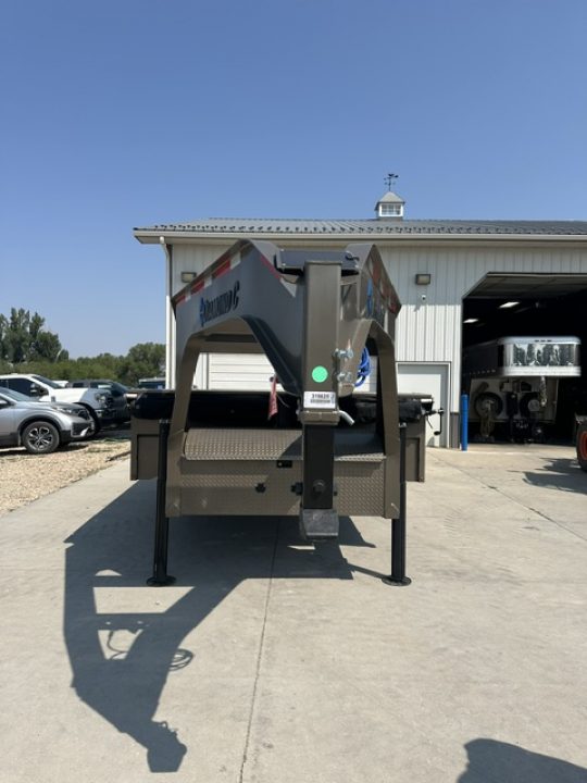 New 2026 Diamond C 14' Dump Box