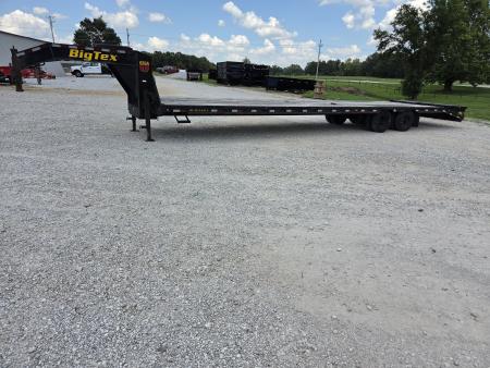 Used 2019 Big Tex 102X40 TANDEM LO-PRO GOOSENECK W/10K AXLES & MAX RAMPS