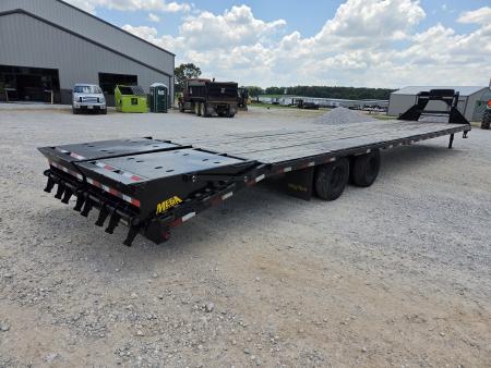 Used 2019 Big Tex 102X40 TANDEM LO-PRO GOOSENECK W/10K AXLES & MAX RAMPS