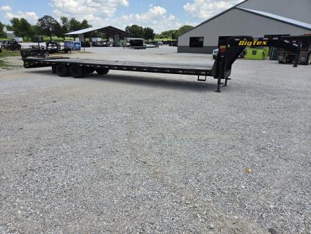 Used 2019 Big Tex 102X40 TANDEM LO-PRO GOOSENECK W/10K AXLES & MAX RAMPS