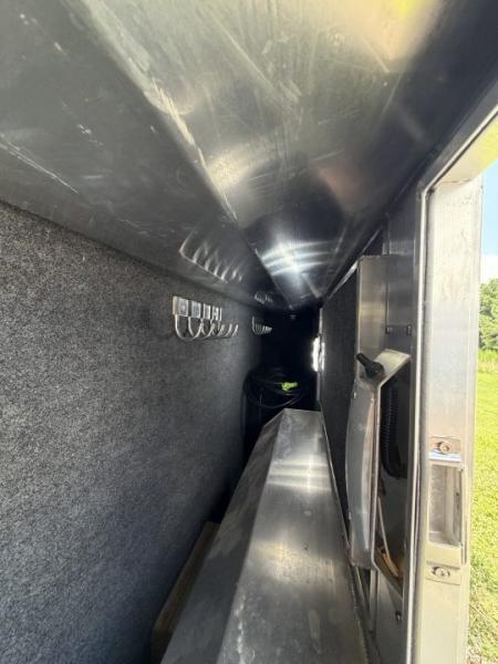 Consignment 2024 4-Star Trailers 4 Horse Midtack 14'8 Slideout Living Quarters Slideout Horse Trailer