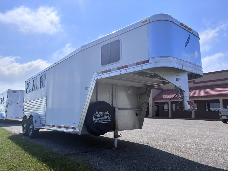 Used 2006 Featherlite Trailers 3H GN Horse Trailer