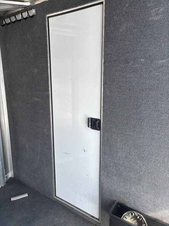 Used 2006 Featherlite Trailers 3H GN Horse Trailer
