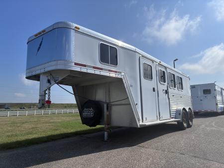 Used 2006 Featherlite Trailers 3H GN Horse Trailer