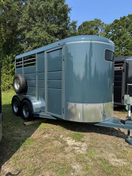 New 2026 Calico Trailers CAL2HDD Horse Trailer